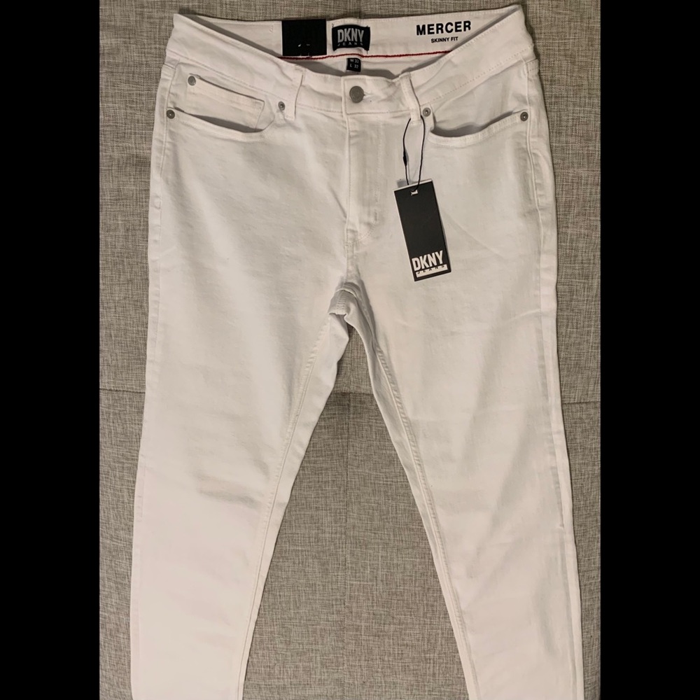 NWT DKNY Jeans Mercer Skinny fit MENS (W32/L32, White)